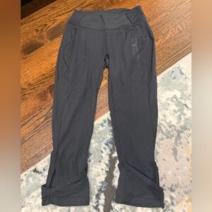 Gymshark black leggings estimated size small EUC